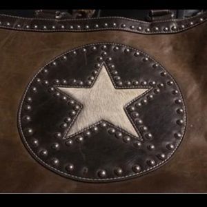 Purse. Beautiful purse.